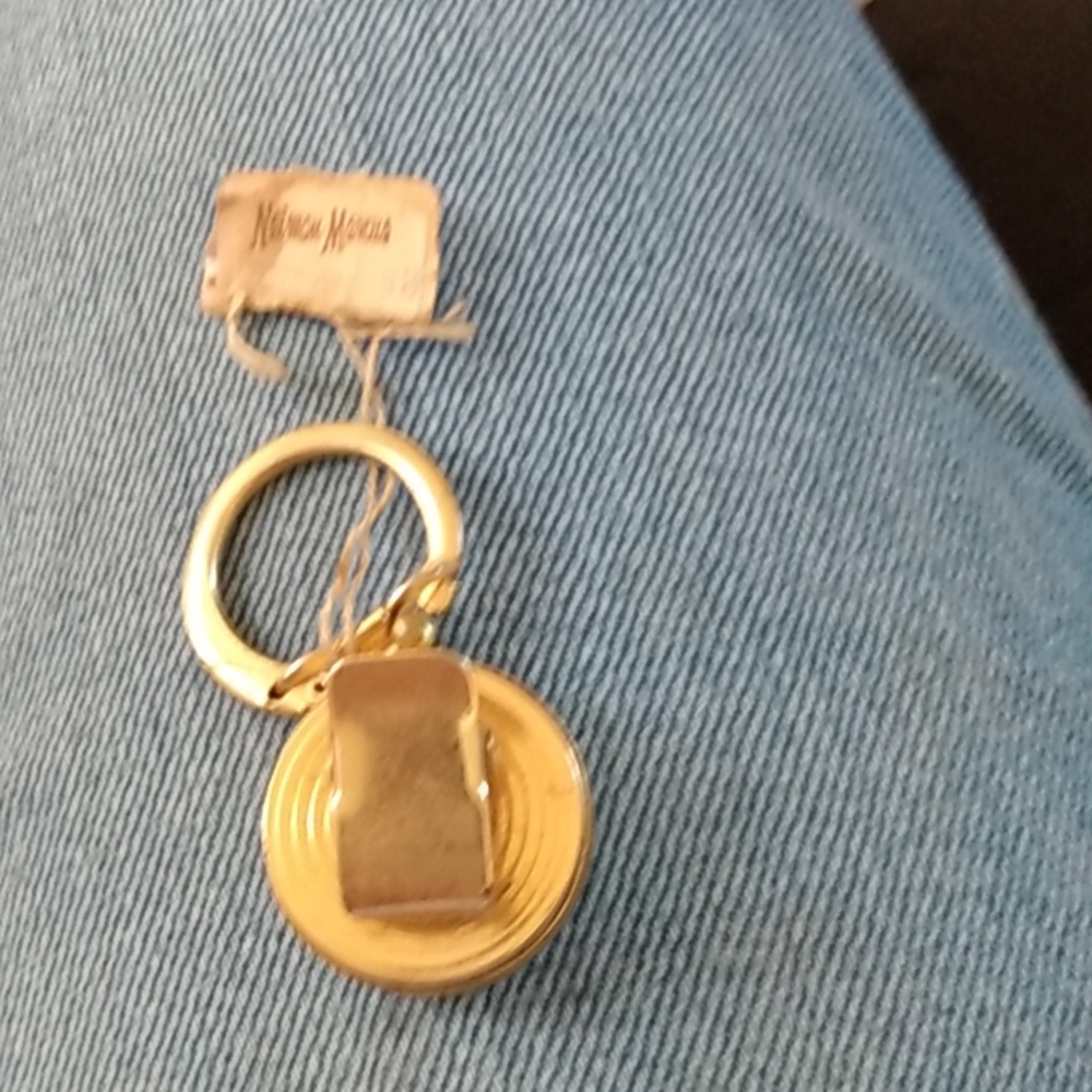 Vintage Neiman Marcus keychain/money clip